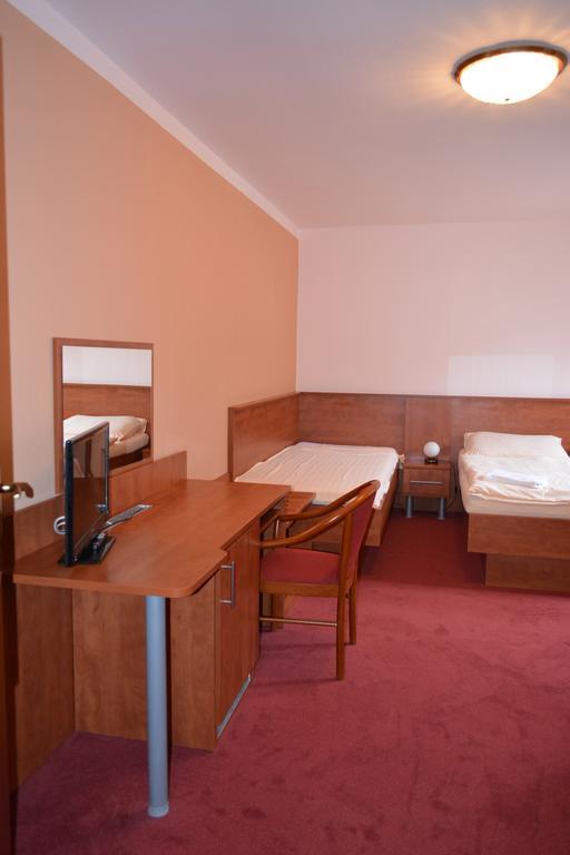 Hotel Koruna Karlštejn Szoba fotó