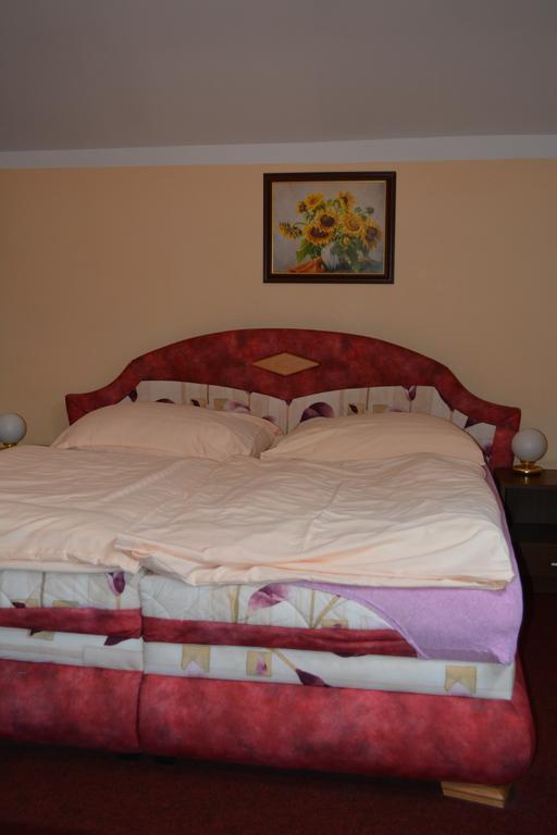 Hotel Koruna Karlštejn Szoba fotó