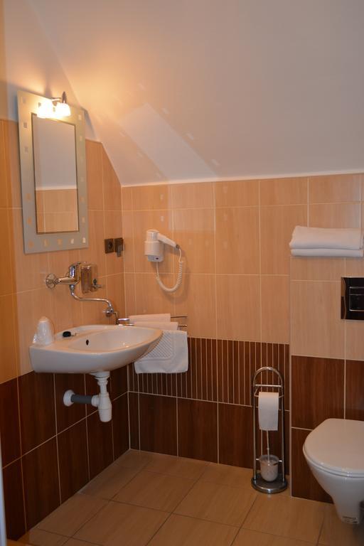 Hotel Koruna Karlštejn Szoba fotó
